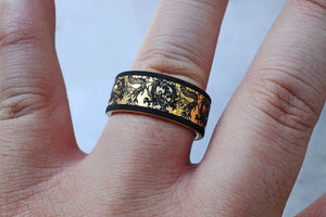 Bild in Slideshow öffnen, 10mm Extra Wide 18K Plated Engraved Gold Dragon Band, Golden Dragon Ring for Men, Engraved Black &amp; Gold Dragon Ring - 8 and 10mm Width - The Veil
