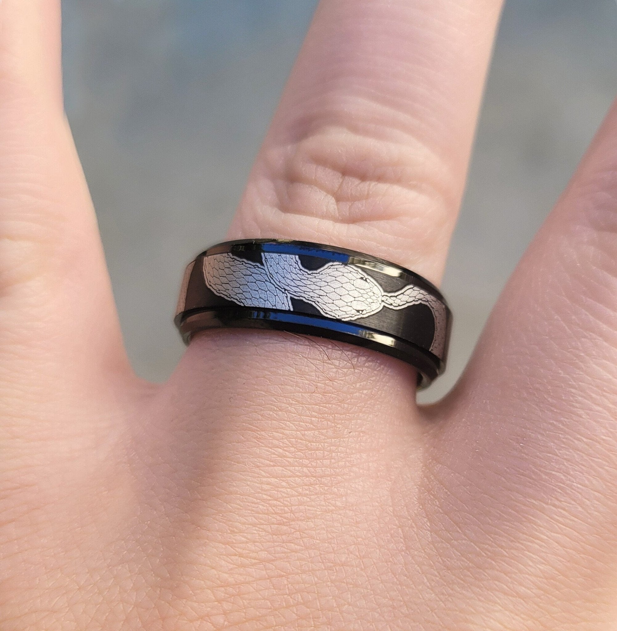 Green Cross Toad Sterling Silver Ouroboros Ring – Infinity Snake Band, Men's R012